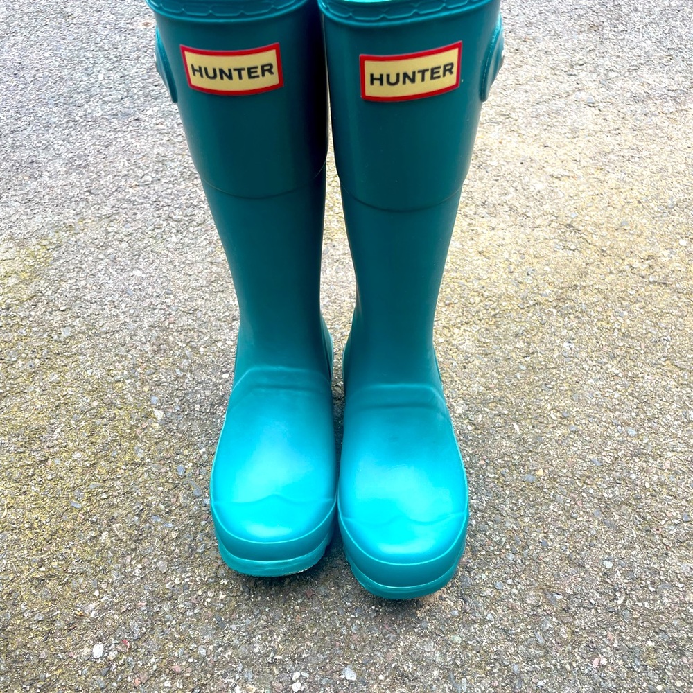 Hunter Boots teal green brand new size 3